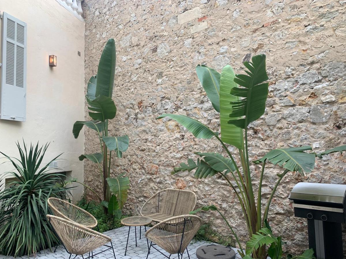 Villa Les Fougeres Suite Festival Jardin Garage 戛纳 外观 照片